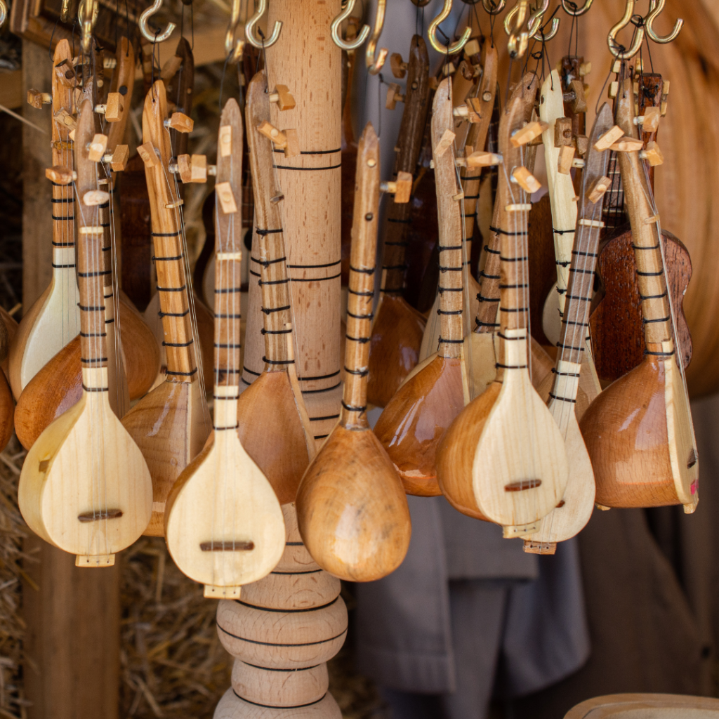saz